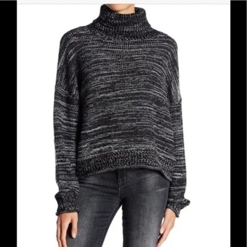 Melrose & Market metallic thread turtleneck sweater NWT